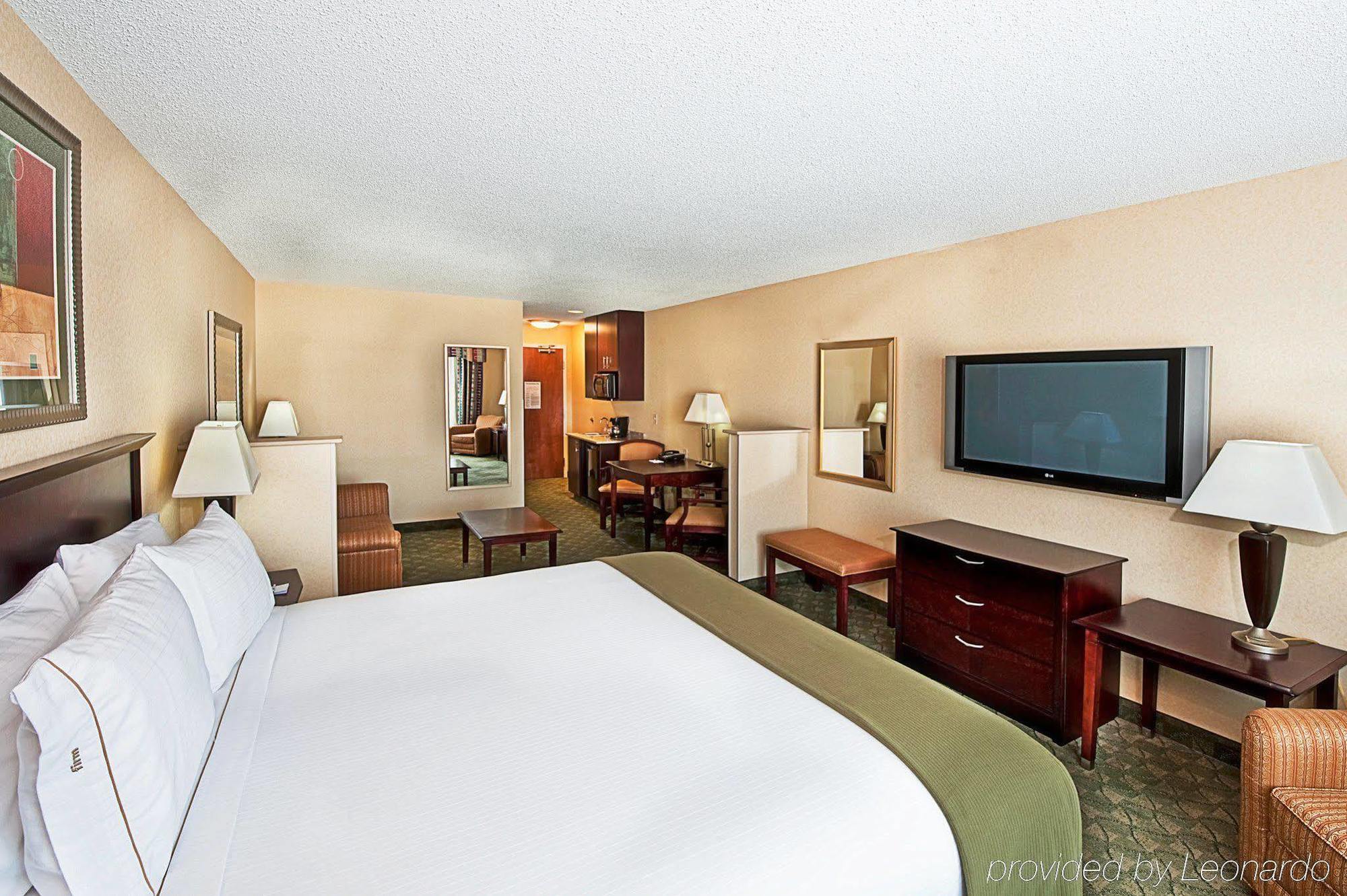 Holiday Inn Express El Paso I-10 East Habitación foto