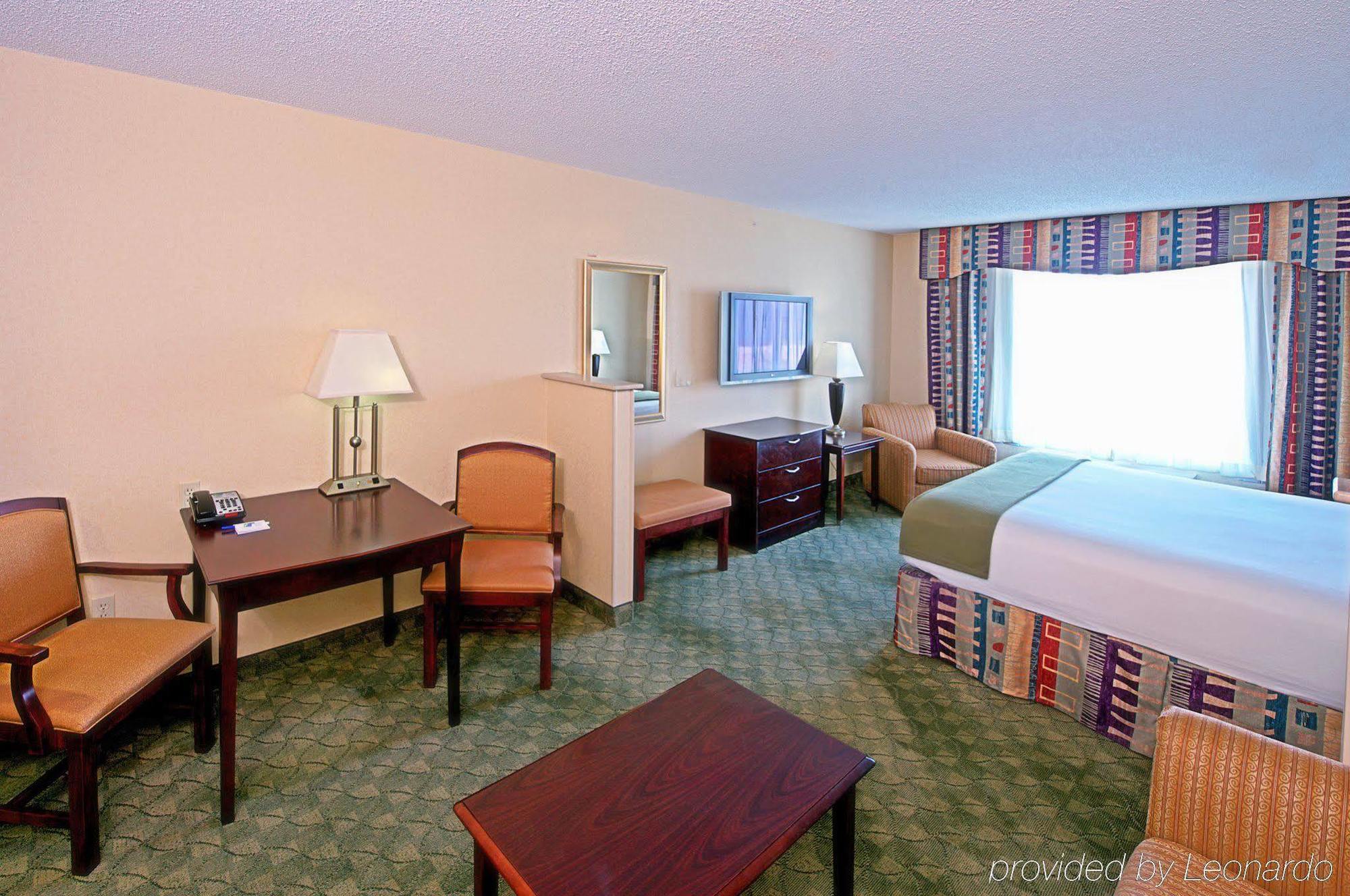Holiday Inn Express El Paso I-10 East Habitación foto